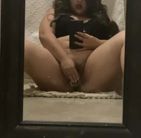 Like my dirty mirror selfie? π