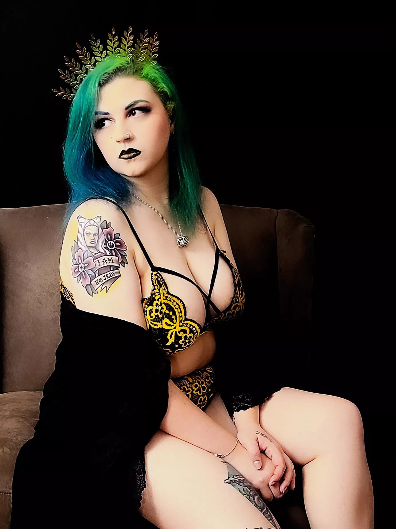 🖤 Like nerdy goth girls? Look no further! I can’t wait to drive you wild🥵💦 🖤 Like nerdy goth girls? Look no further! I can’t wait to drive you wild🥵💦