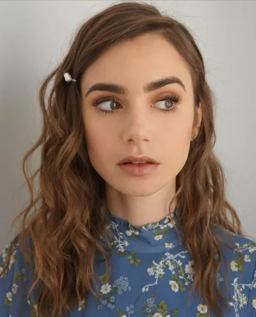Lily Collins