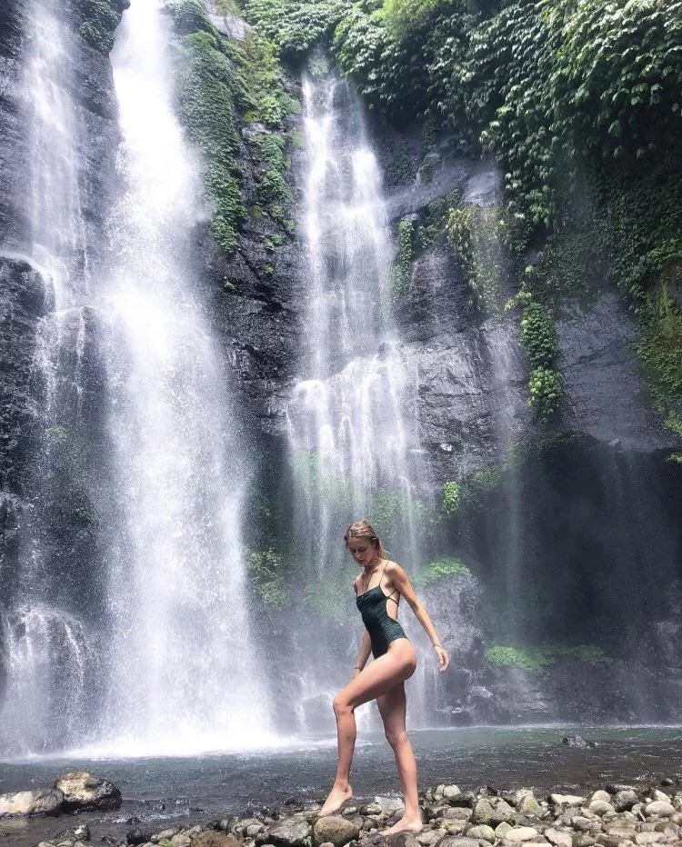 LIMITED OFFER 50% OFF! You get FREE DICK RAITING Only for my next 5 subscribers! 💕 Cum, join me!