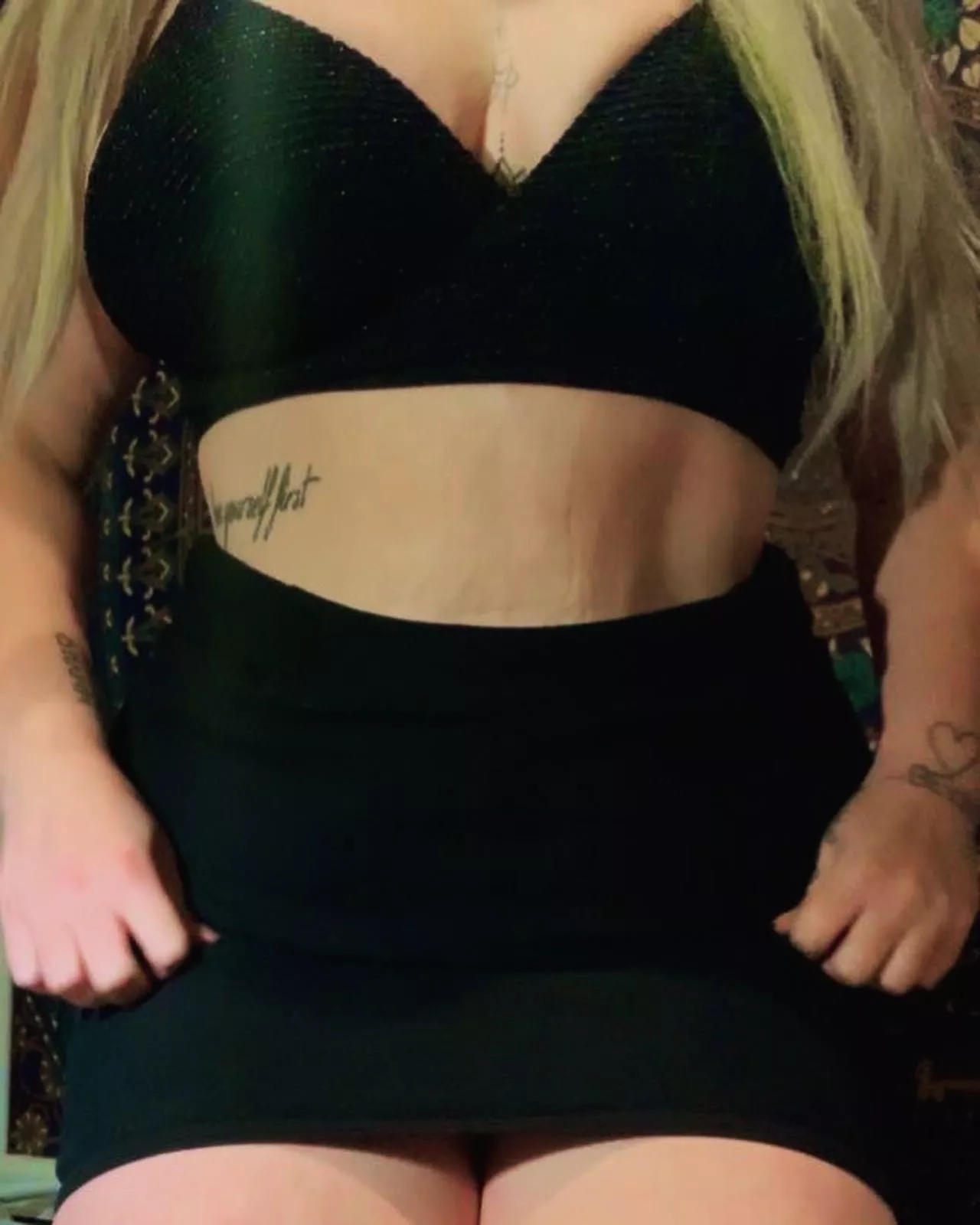 listen to me pet😈 [F] OC