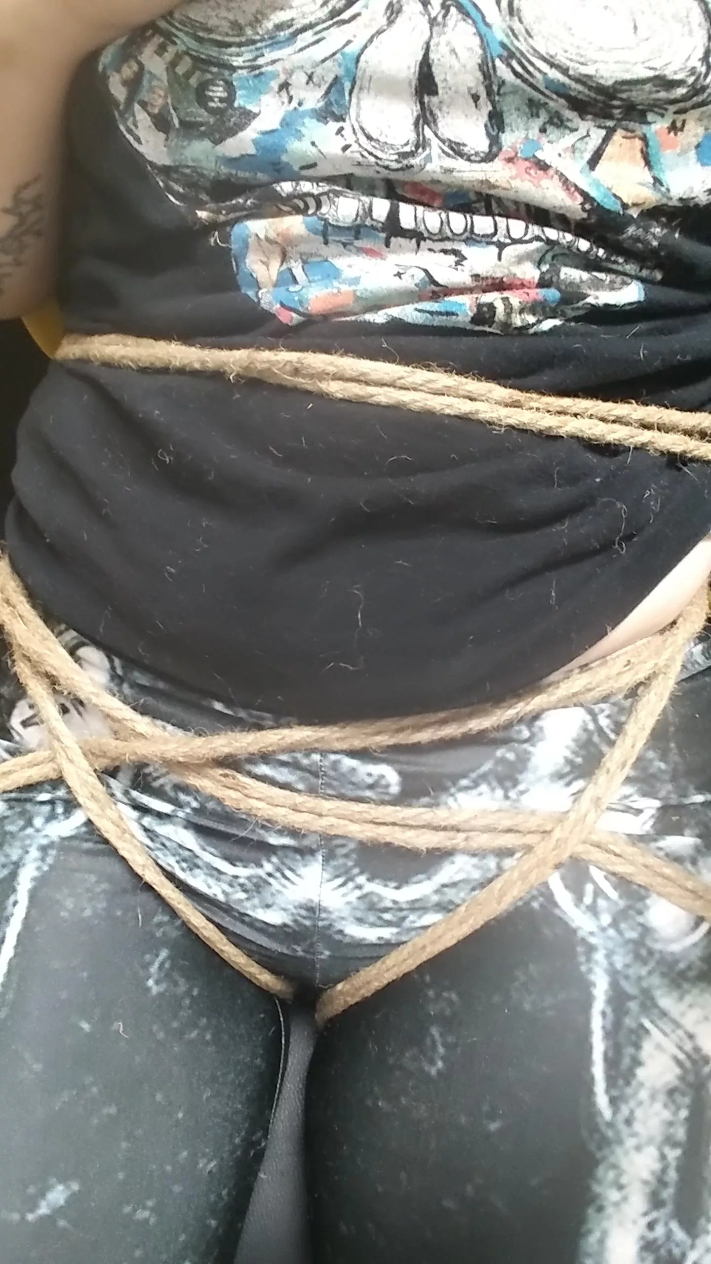 Literally tried for the first time today and then got stuck. I know it's the wrong type of rope now. I didn't know before buying it lol Literally tried for the first time today and then got stuck. I know it's the wrong type of rope now. I didn't know before buying it lol