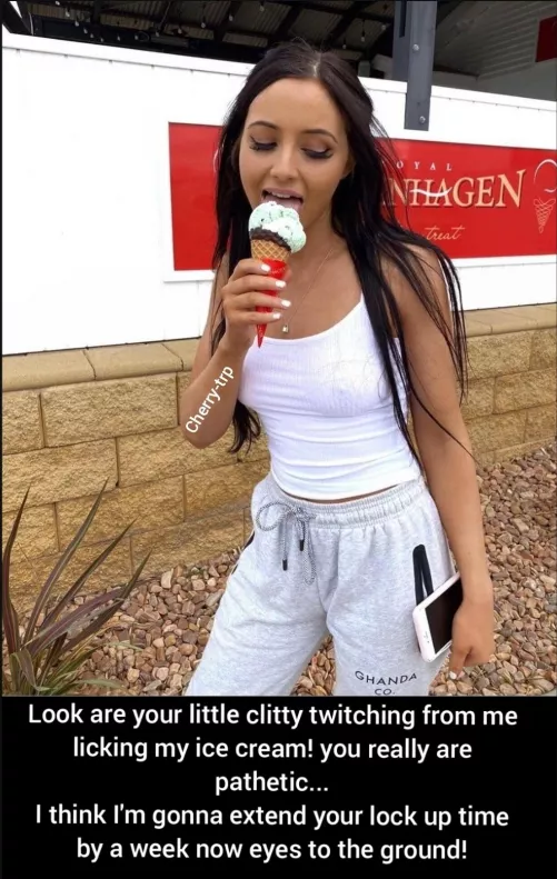 Little clitty twitching