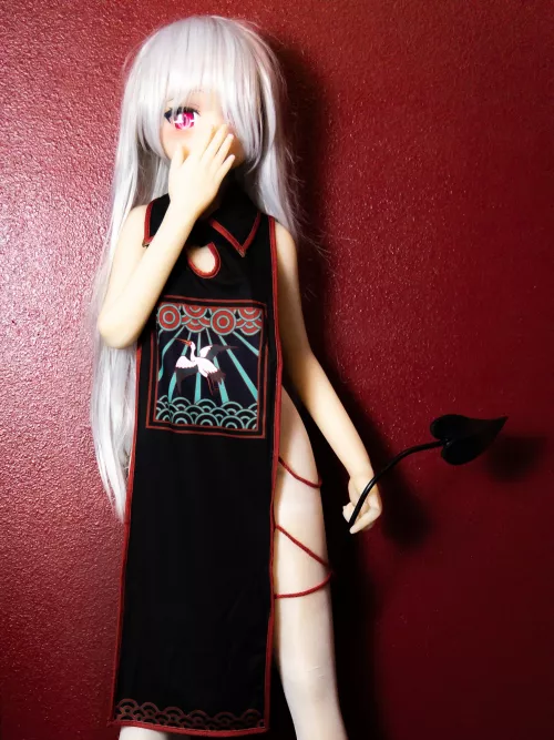 Little succubus Chloe: Dreamers love her for her one weird trick.