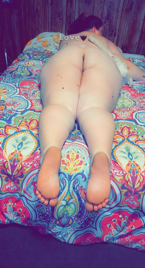 Little toes 🦶🏻💜🥰