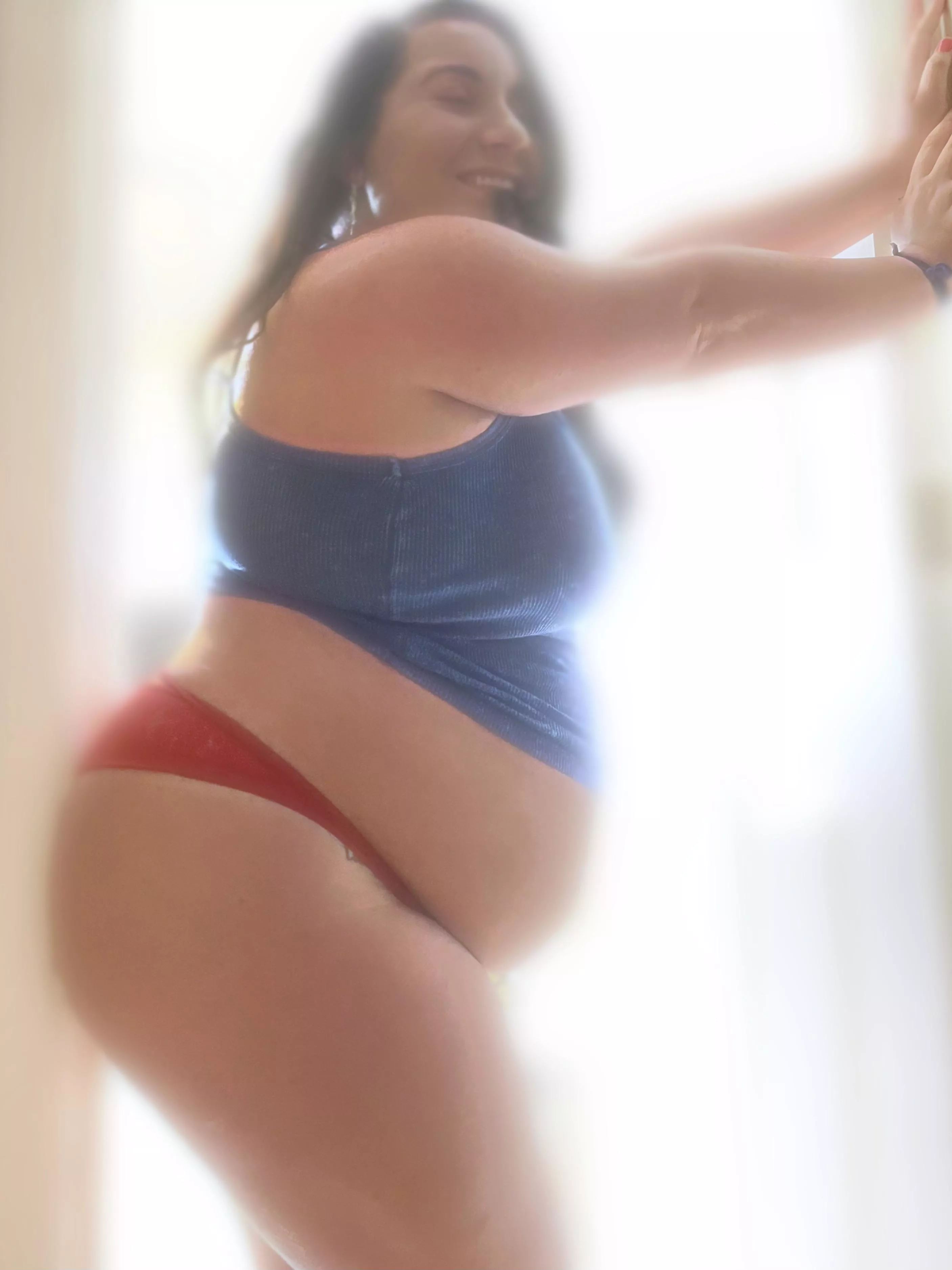 Live, laugh, eat 🖤