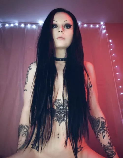 Living Dead Girl 🦇🪦