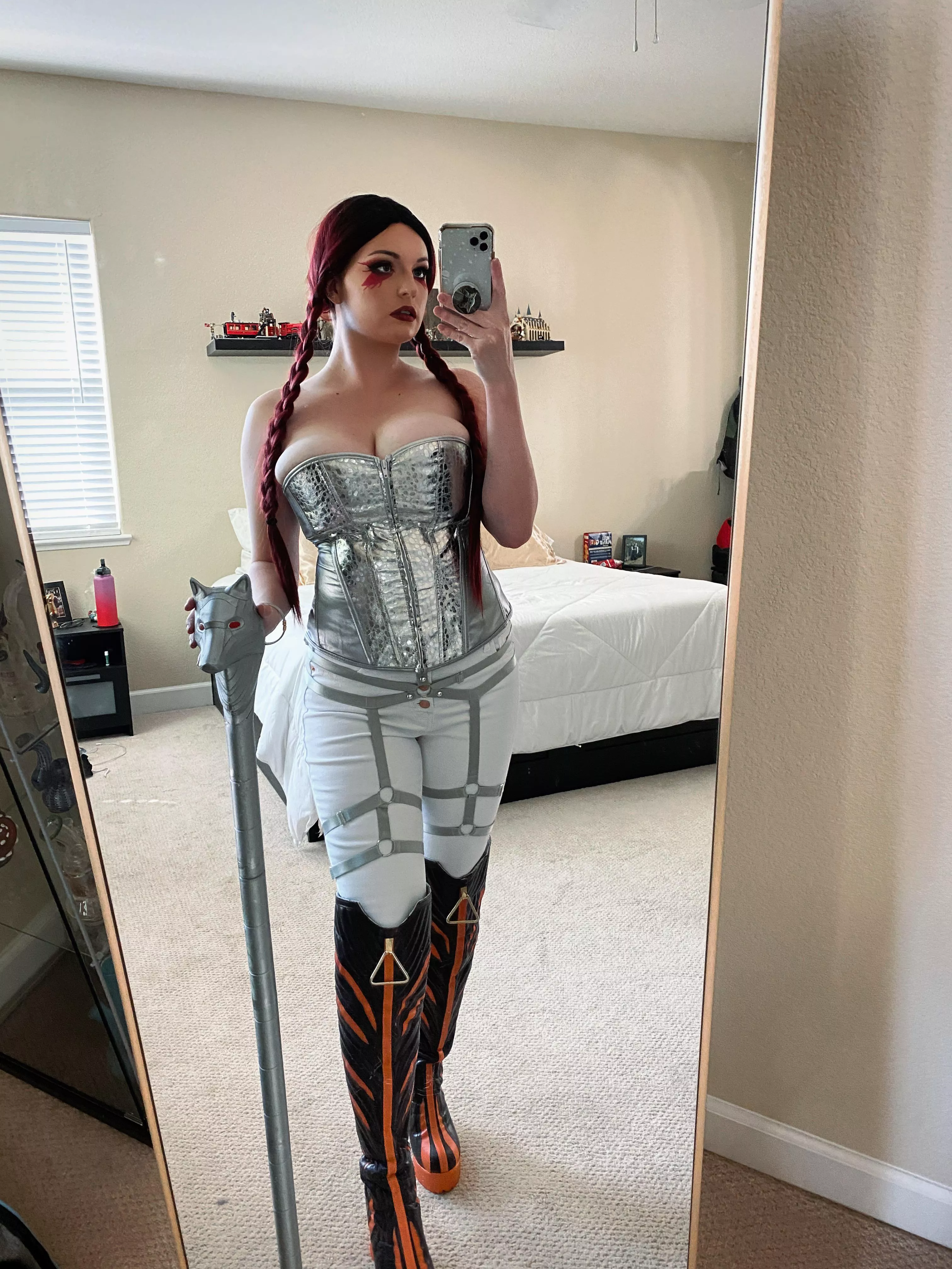 Loba from Apex Legends by me (Bryskit) Loba from Apex Legends by me (Bryskit)