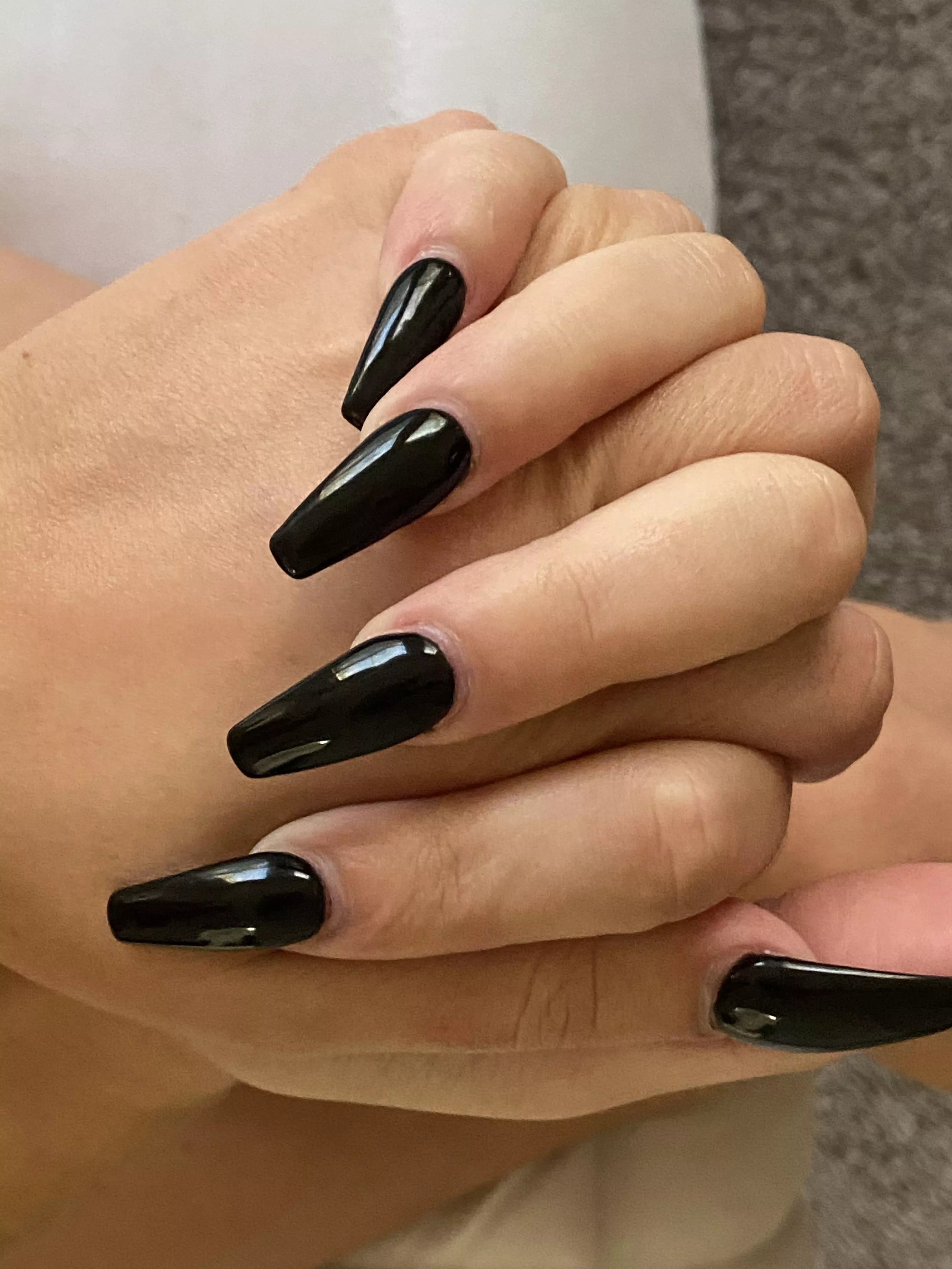 long black claws