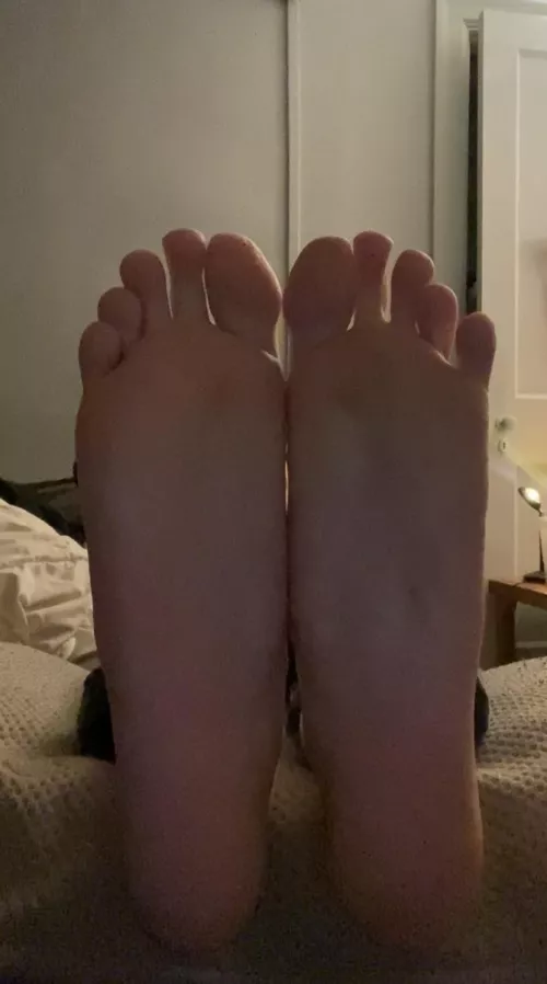 Long soles 😳