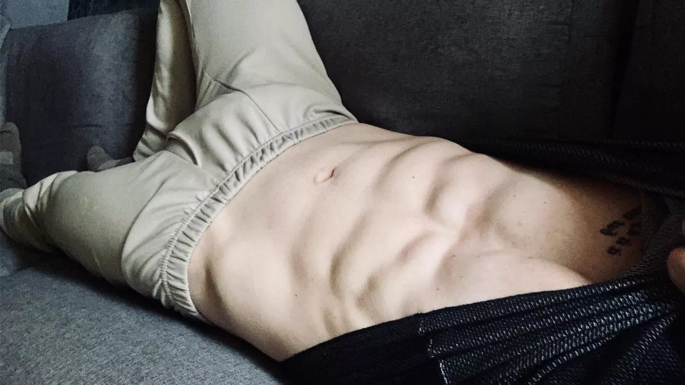 Long underwear bulge 😜