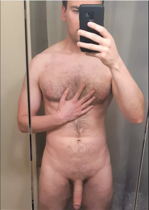 Look all you want. I don't mind