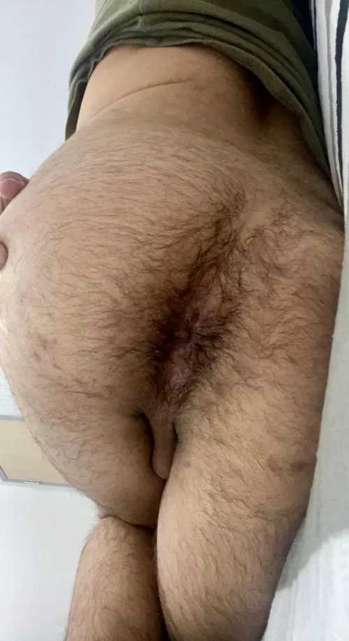 look at my freshly fucked boy pussy