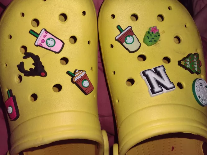 look at my New croc charms 🥺