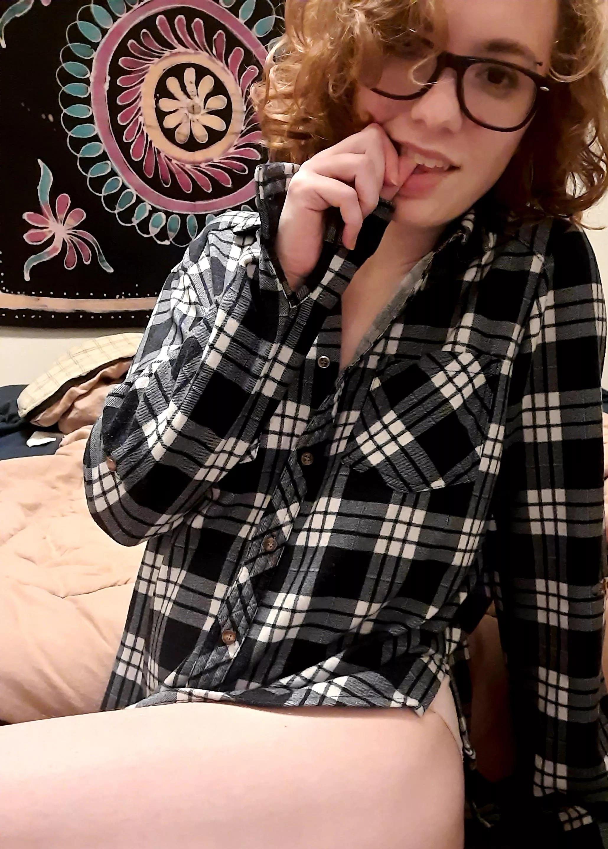 Lookin so cute and innocent ;)