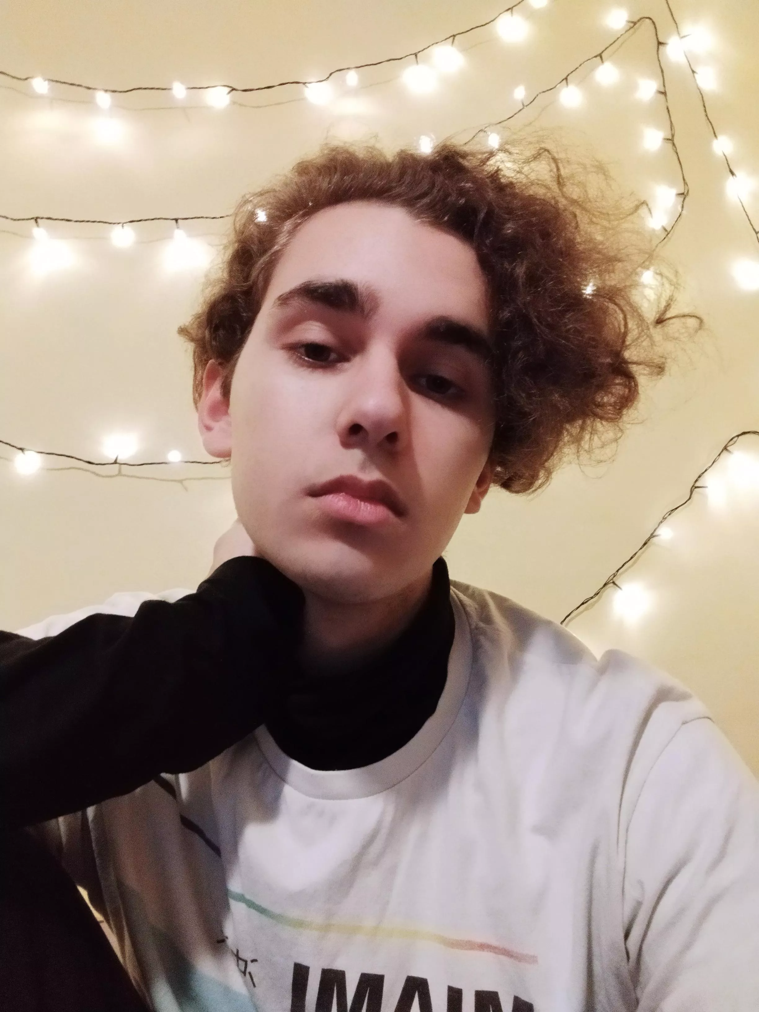 Looking for a gaymer friend