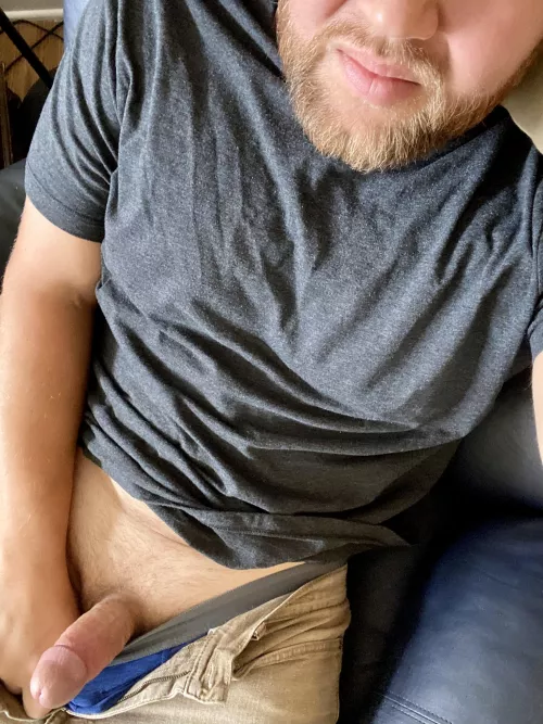 Looking for a secretary to assist when working from home. Apply in DM’s.