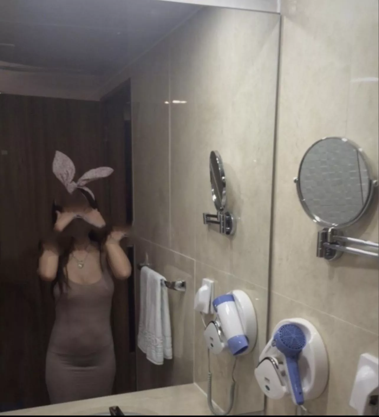 Looking for Gh places in Vegas. Hoping a visit on my trip next month. Please help me ♥️