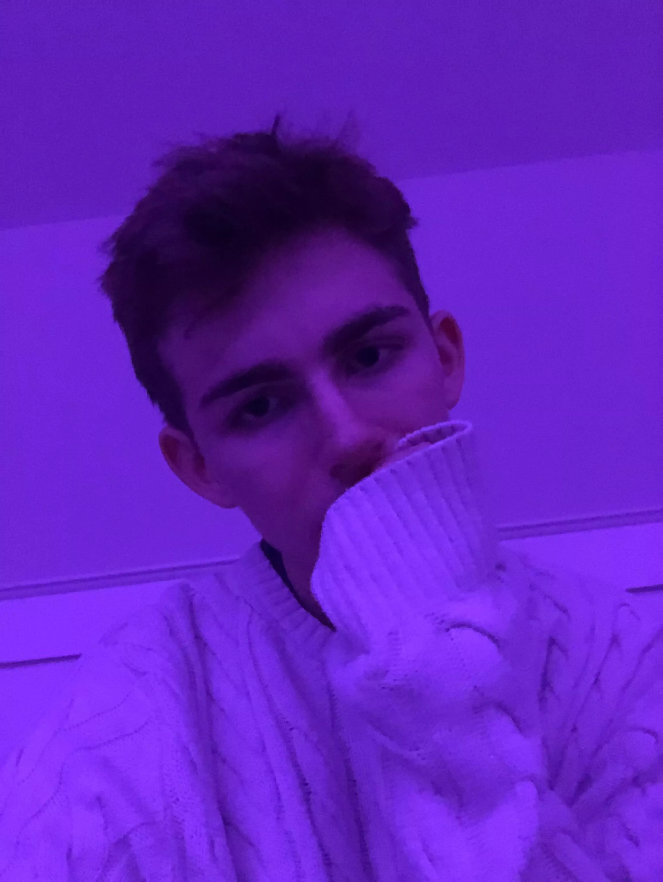 Looking for guys to play games with on PC ^^