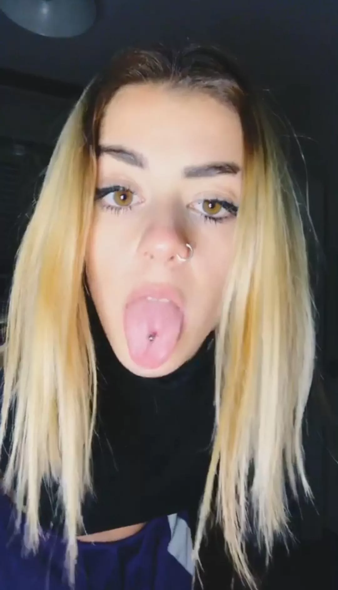 Looking for some big cocks for my 19yo slutty friend 🤤 KIK: Frank_req1 for more