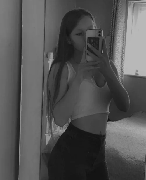 Looking for some slaves for me to have some fun with😈