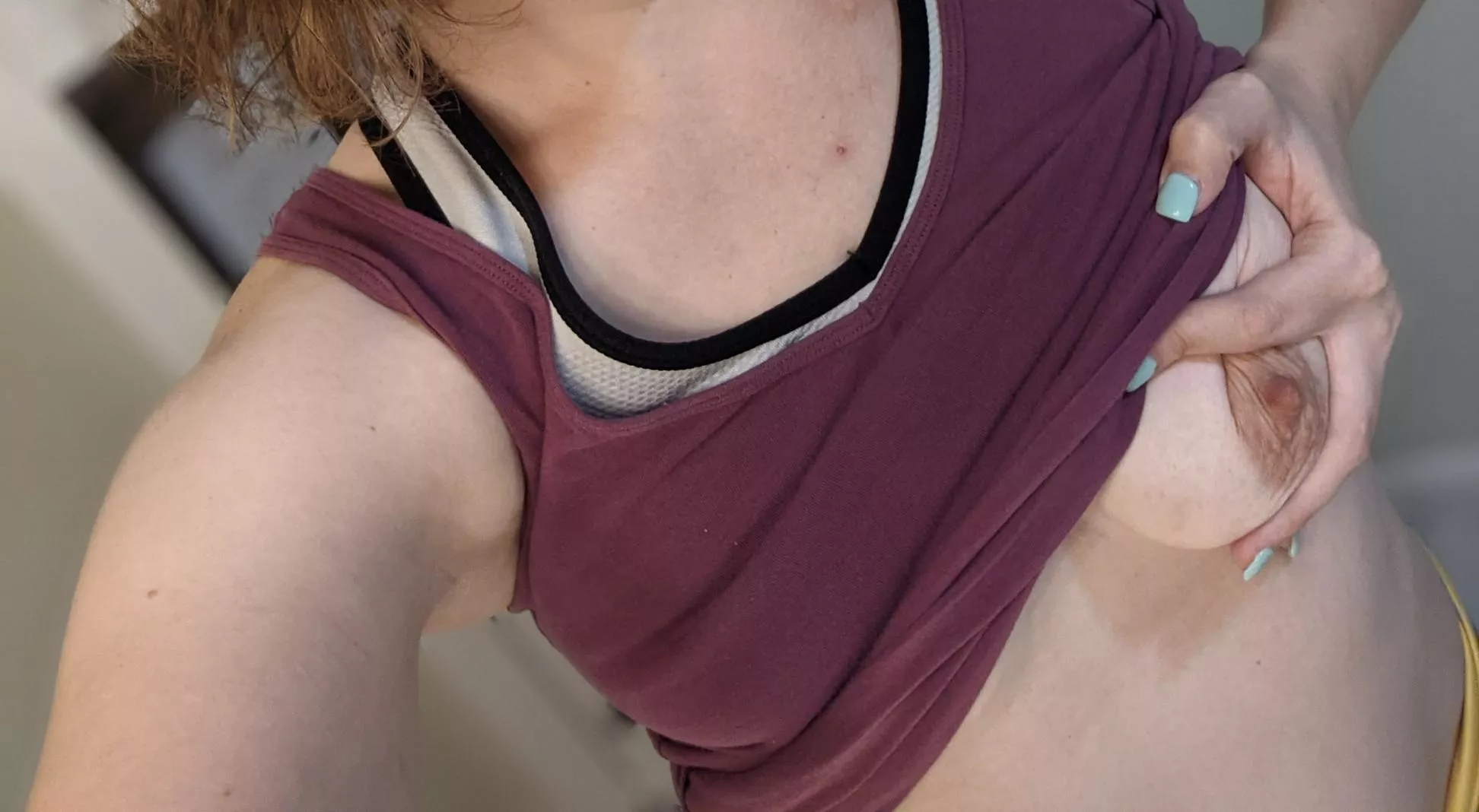 Looking for your thoughts. F 31 140 5'9 Looking for your thoughts. F 31 140 5'9