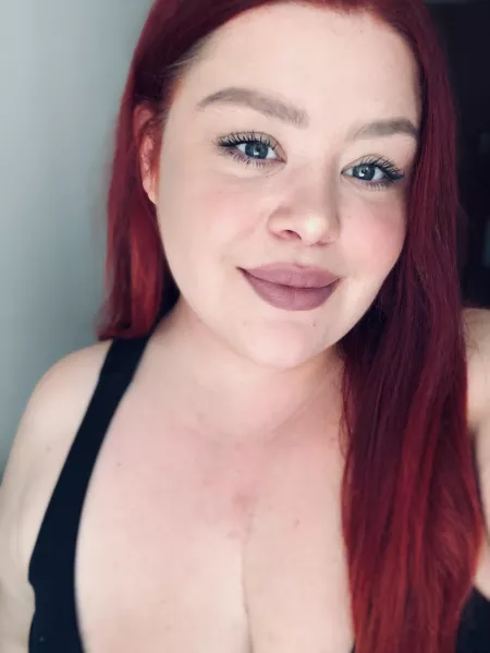 Looking right at you 🥰