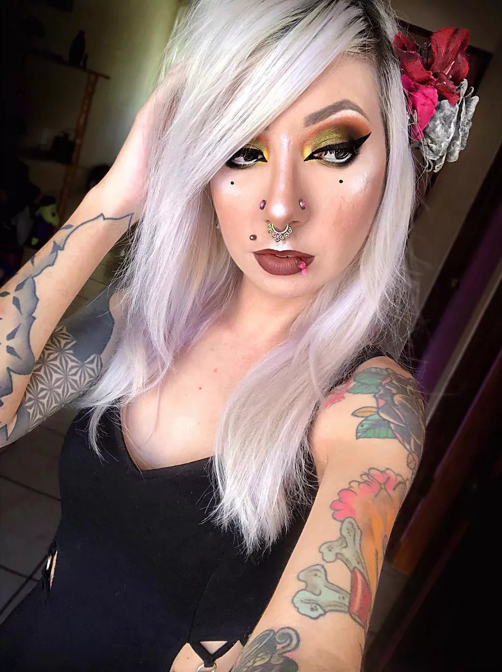 Looking Sexy With White Hair And Red Lips Looking Sexy With White Hair And Red Lips