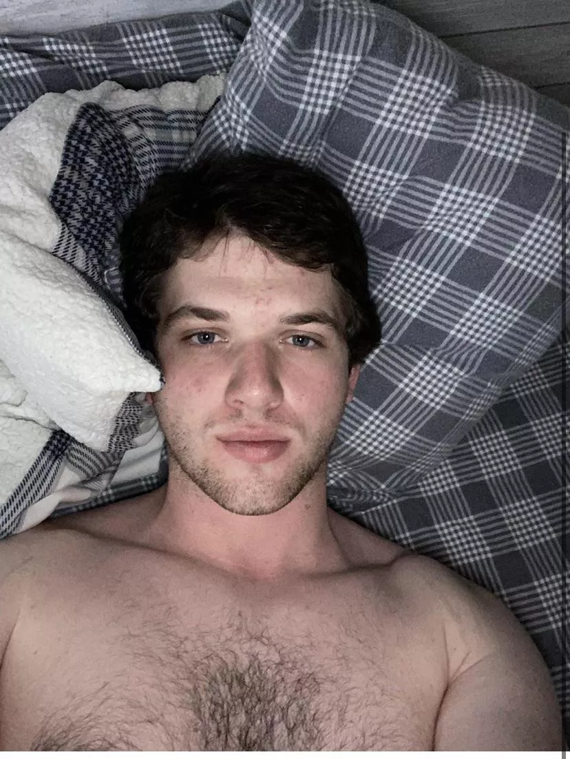Looking to make some friends. Dms open :-) Looking to make some friends. Dms open :-)