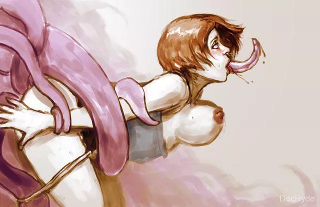 Looks like it’s enjoying her Looks like it’s enjoying her
