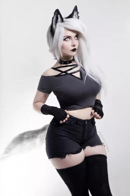 Loona from Helluva Boss by N_Mirikashi