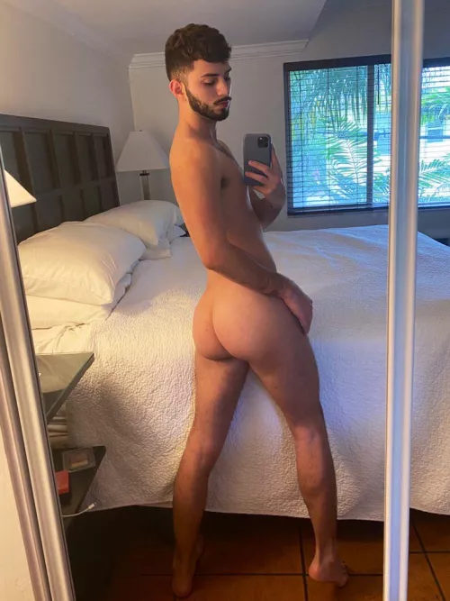 Lord have mercy 🍑