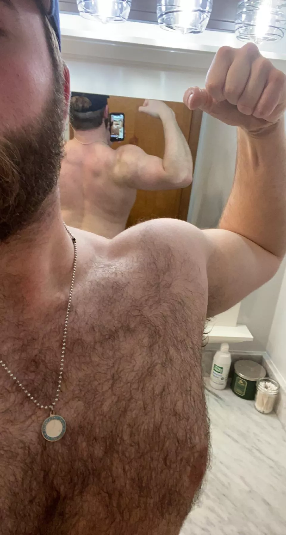 Lots of progress in the gym lately. Started a clothing business that I will be introducing soon. 🤩🏳️‍🌈