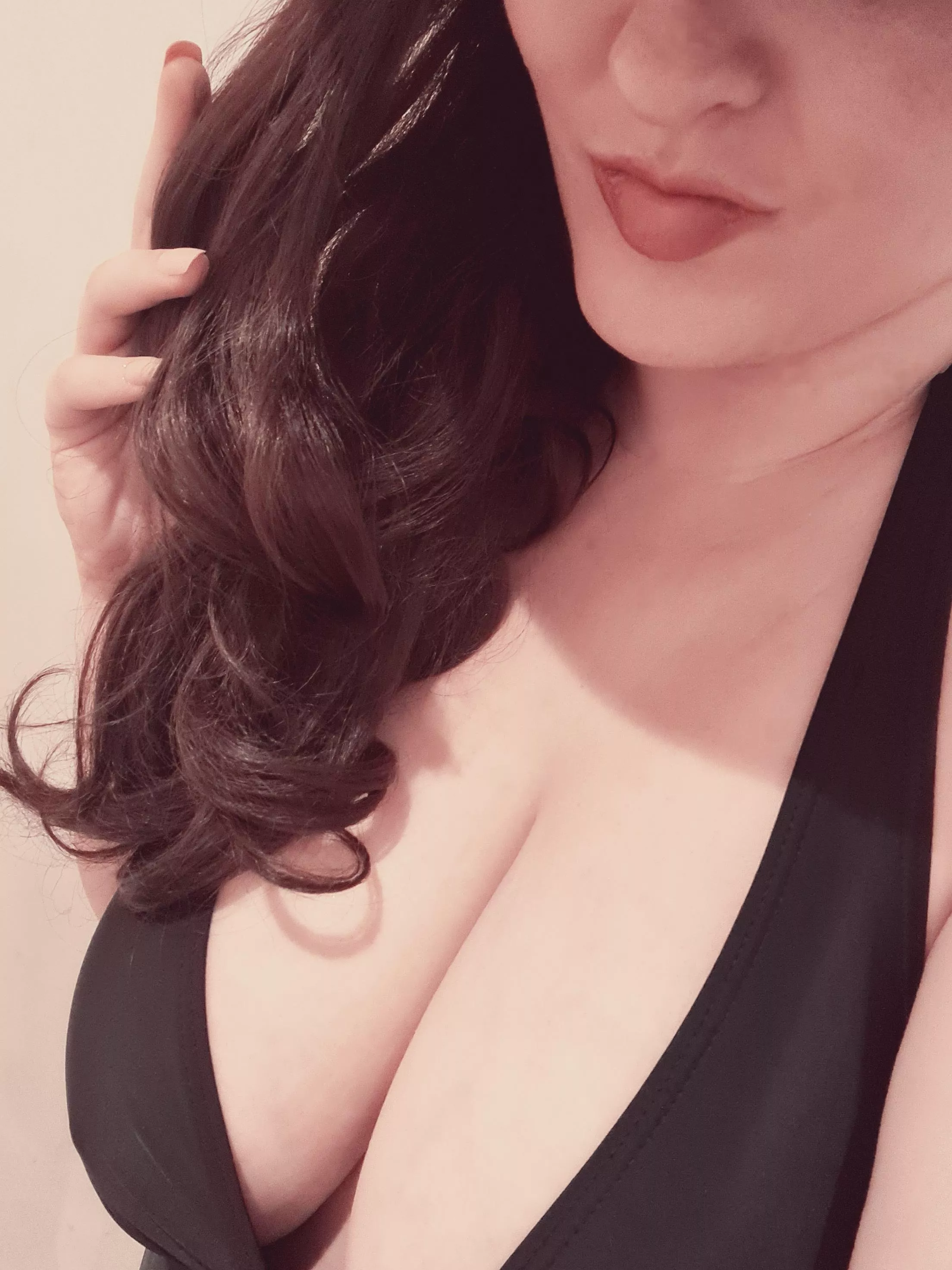 Love freeing my titties 👀😏🥵