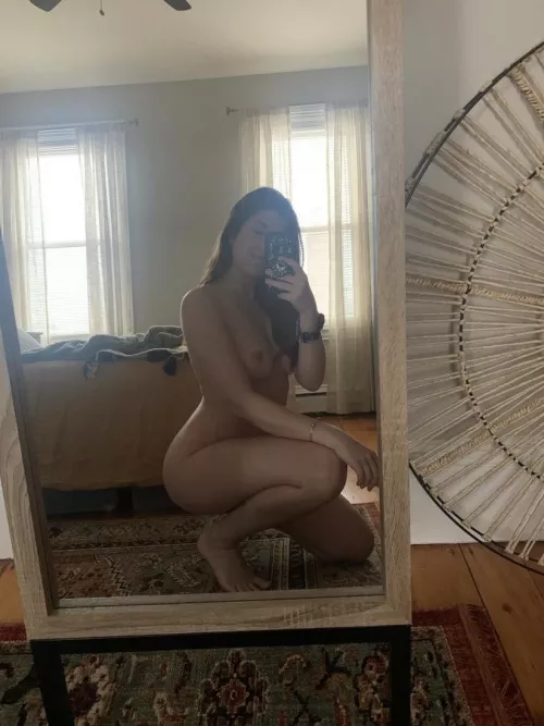 Love getting dirty in front of the mirror π