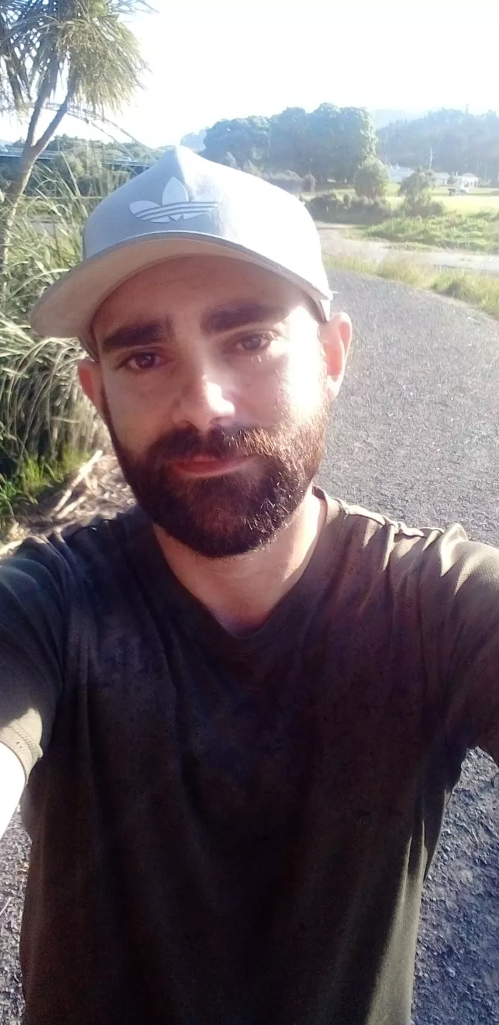 Love going for walks in the summer. How bout you guys?