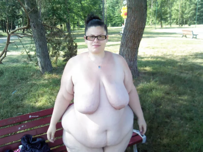 Love her confidence to expose her big body outside