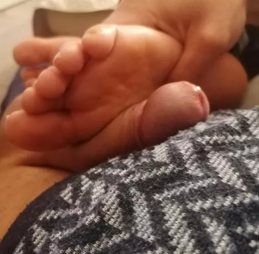 Love her soft sole on my hard cock💦