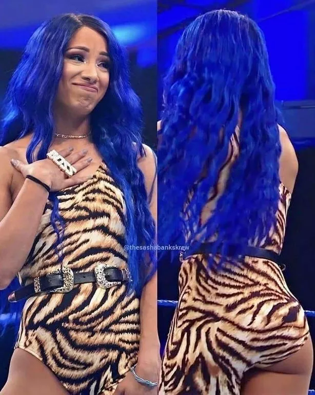 Love how Sasha loves having a cheek on display