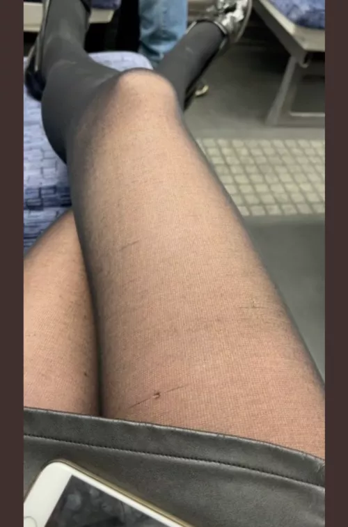 Love it when they stare 😈