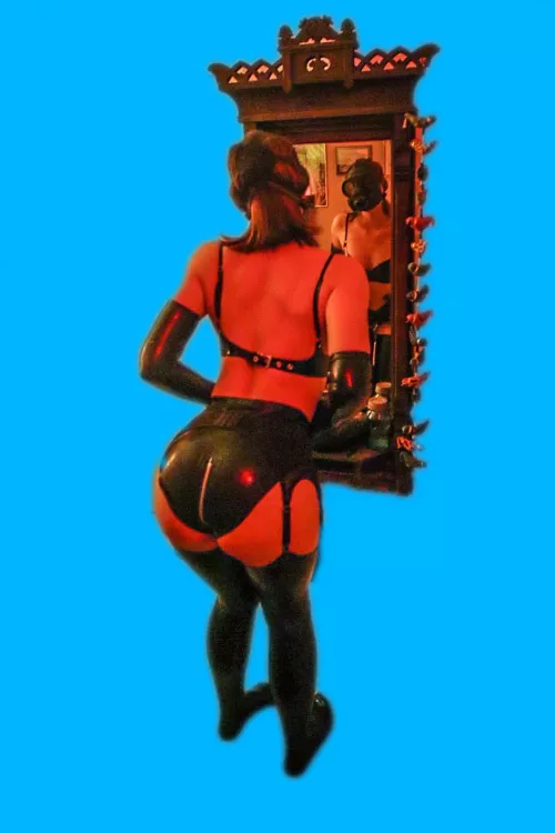 Love looking at myself in gas mask