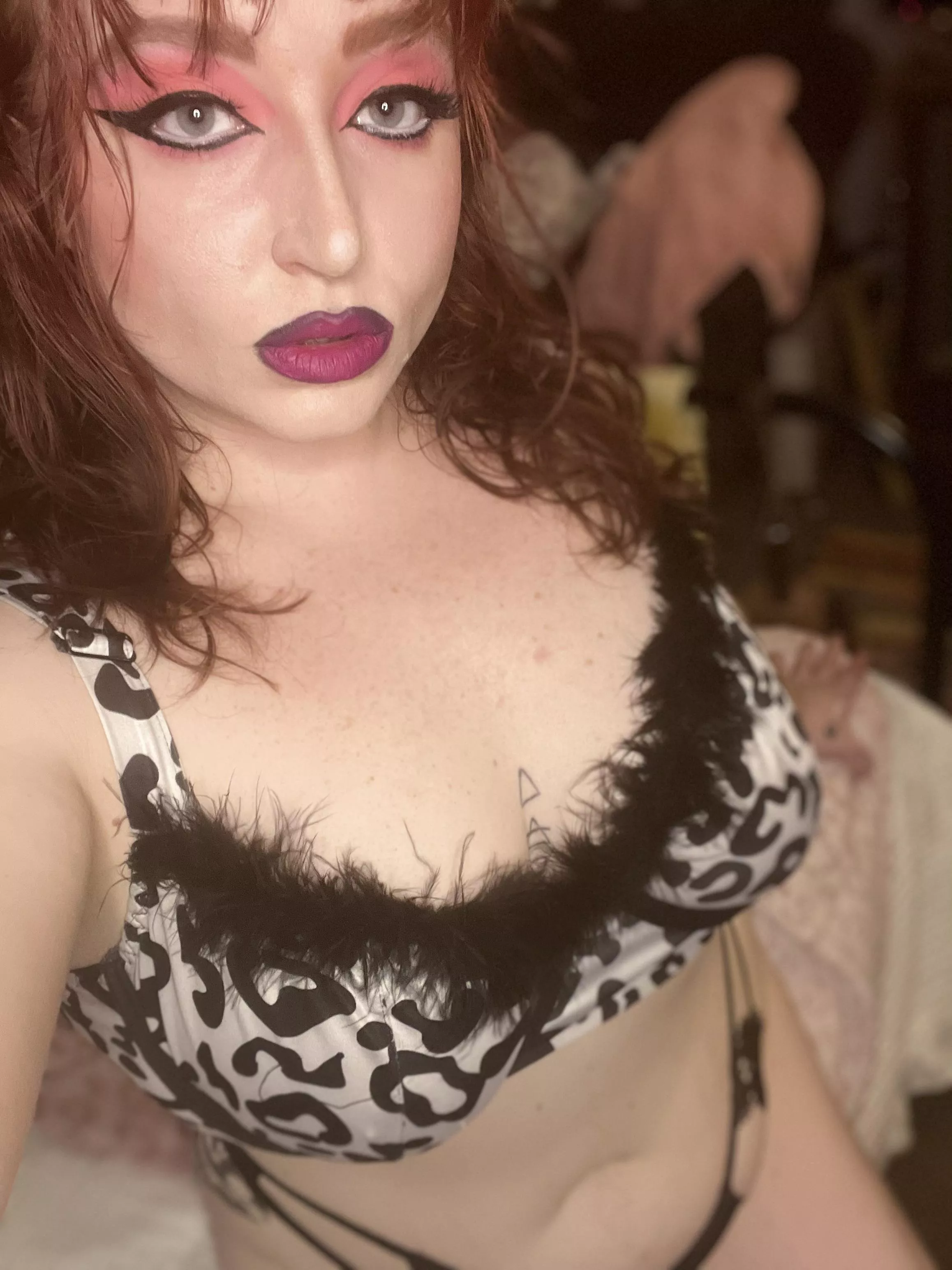 Love molding myself into the perfect doll.