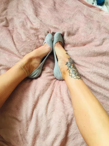 Love my arches in these socks ππβ€οΈπ€