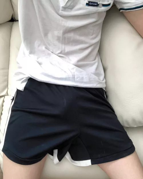 Love playing tennis ๐พ ๐, wanna see my balls?