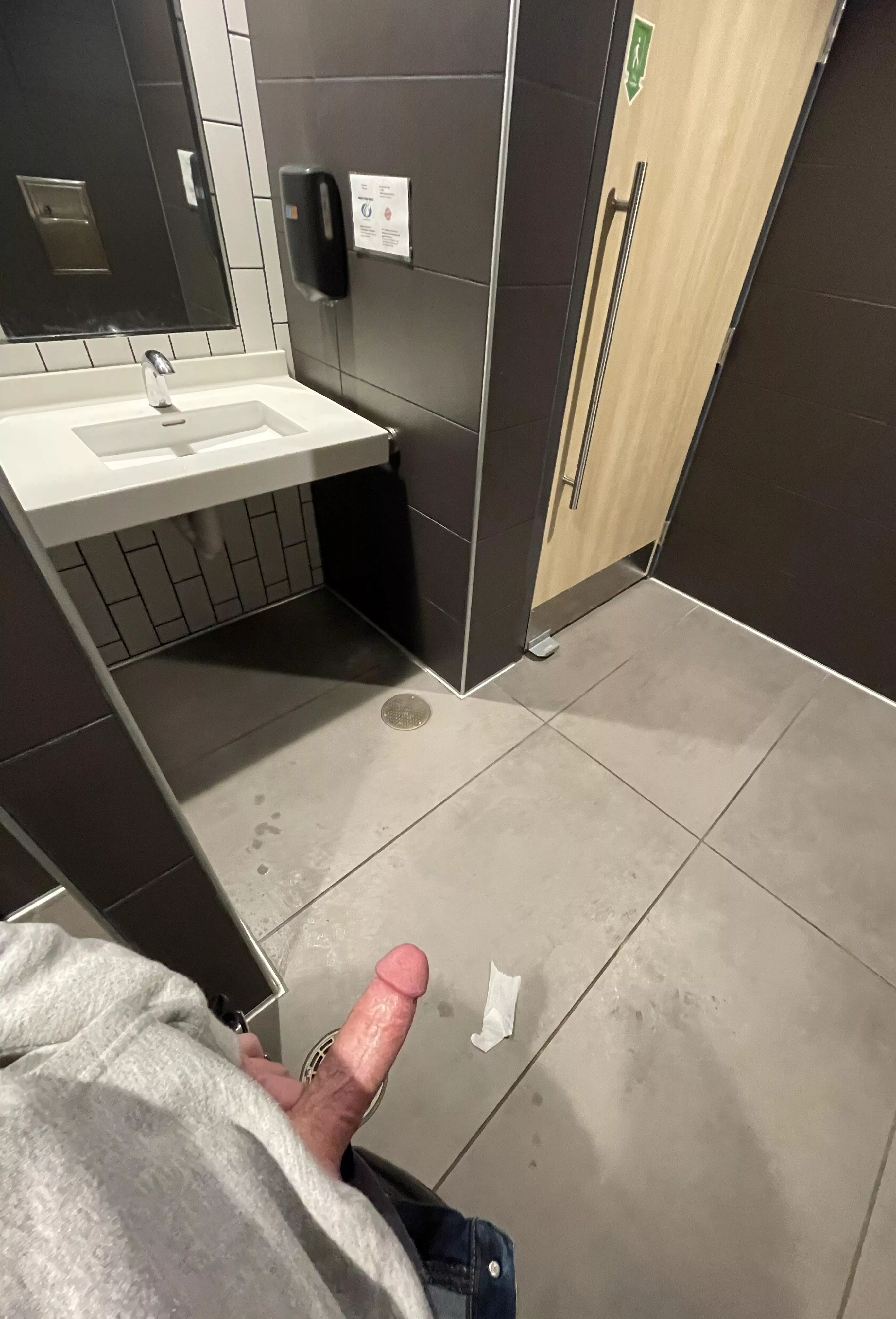 Love pulling my cock out in public, knowing anyone can walk in and see😈☺️ I bet you’d get on your knees and start sucking it😏😋 Prefer women’s opinions, but I’ll send more to anyone who asks😌 Love pulling my cock out in public, knowing anyone can walk in and see😈☺️ I bet you’d get on your knees and start sucking it😏😋 Prefer women’s opinions, but I’ll send more to anyone who asks😌