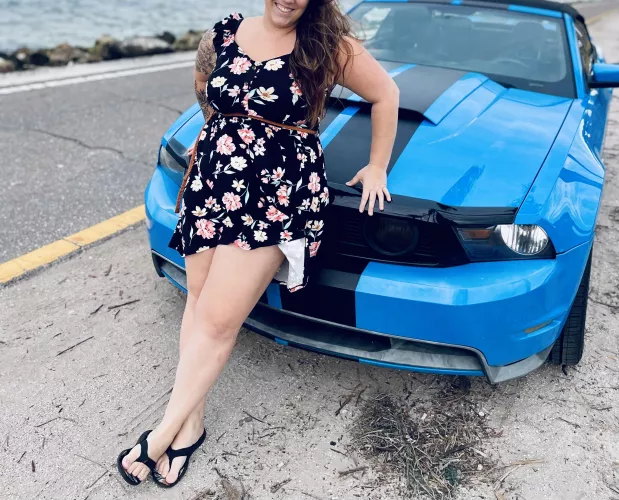 Love showing off my wife, she very very naughty 👿