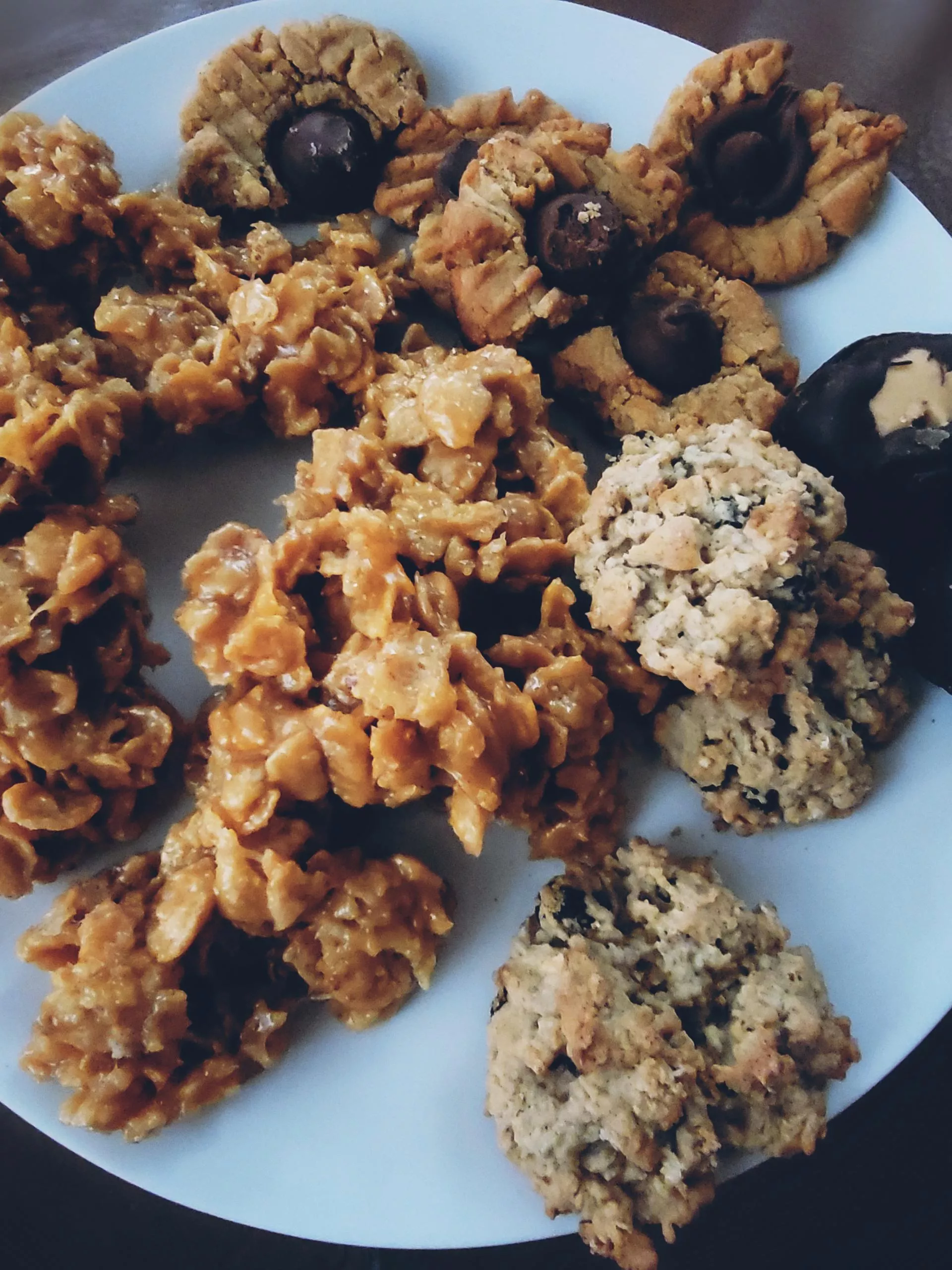 Love the Holidays! Especially with a sweet tooth like mine! 🌟