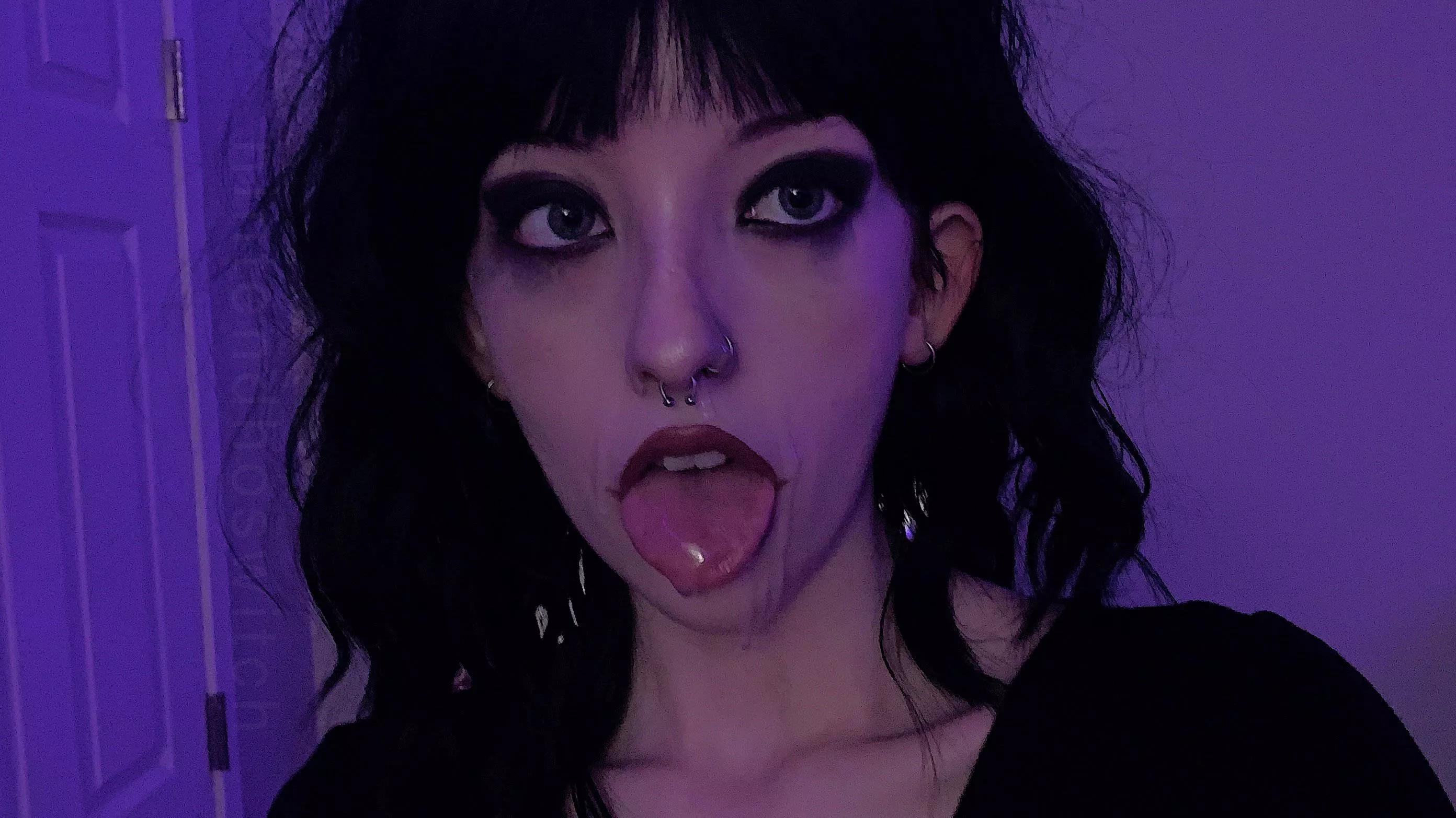 love the look of my eye makeup getting messed up 🥰 love the look of my eye makeup getting messed up 🥰