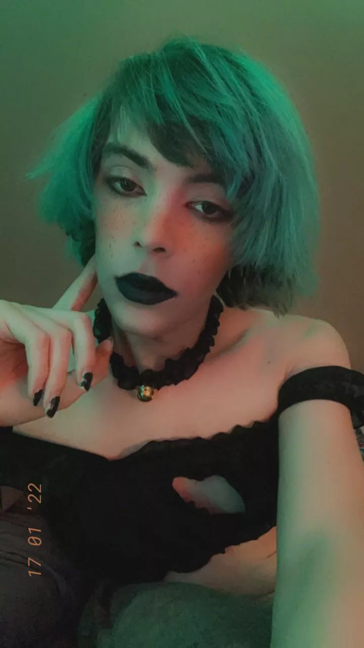 Love the way my hair looks in this one