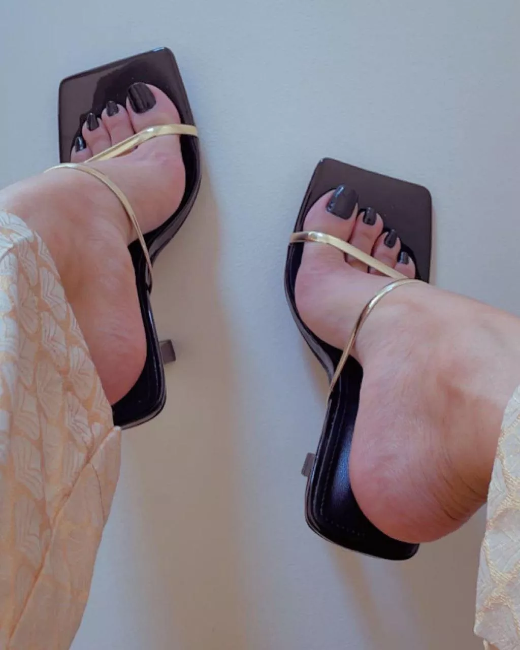 Love these black ones